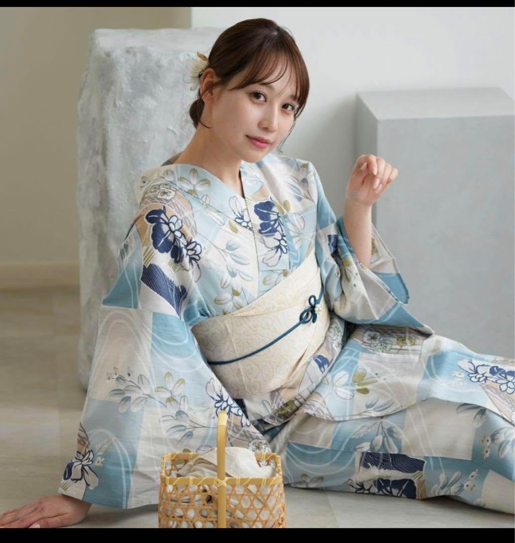 2025 IU FAN MEET-UP[Bye, Summer]9/14入場特典 日本 扇子